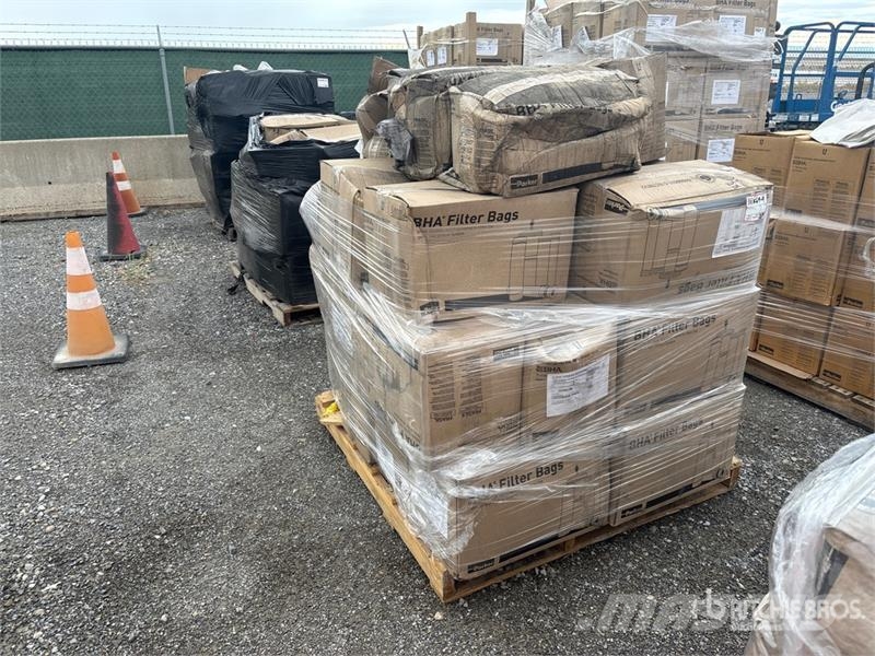  Quantity of (1) Pallets of Parker-Hannifin Bag Fil مكونات أخرى