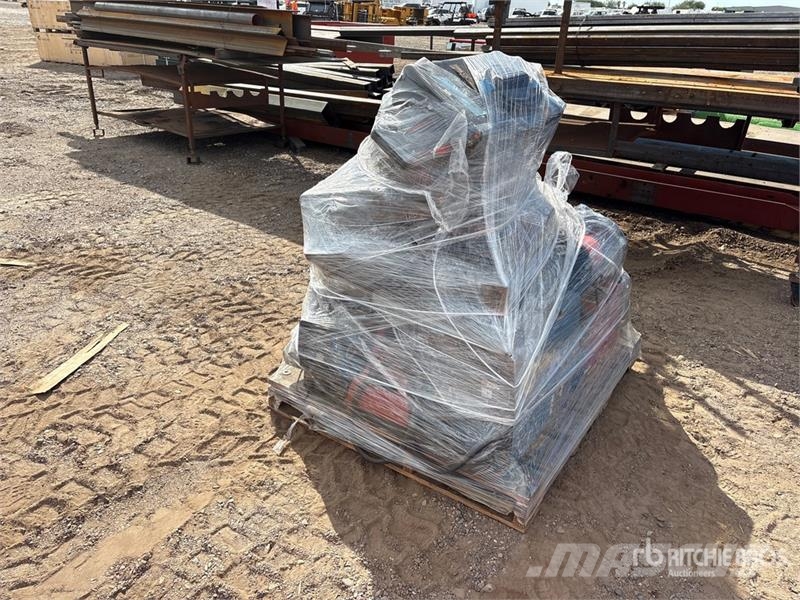 Quantity of (1) Pallets of Welding / Tools Parts Drugi deli