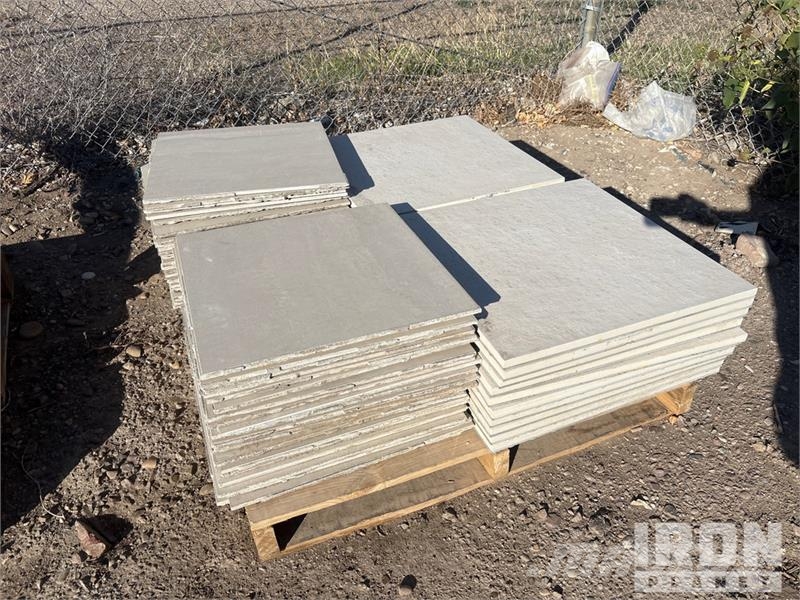 Quantity of (1) Pallets of Tile Outros componentes