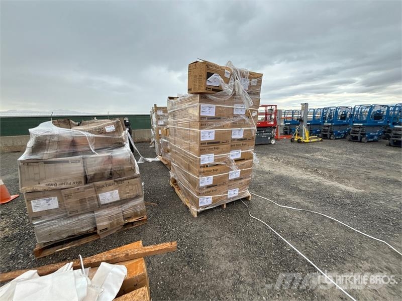  Quantity of (1) Pallets of Parker-Hannifin Bag Fil مكونات أخرى