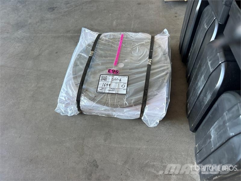 Quantity of (10) 14 in Premium Diamond Blades (Unu معدات البناء - غير ذلك