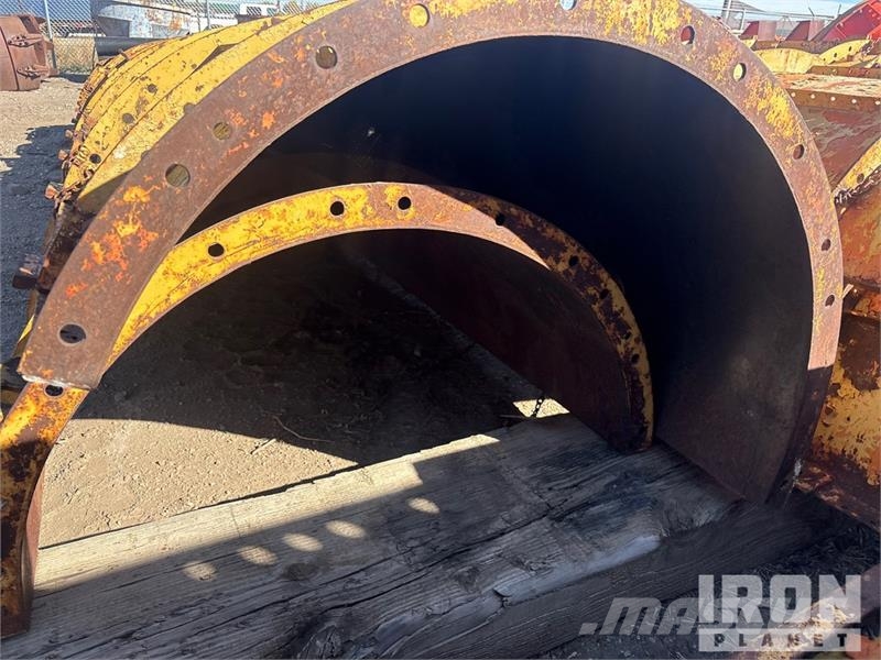  Quantity of (10) EFCO Column forms Concrete Forms Dodatna oprema za betonske radove