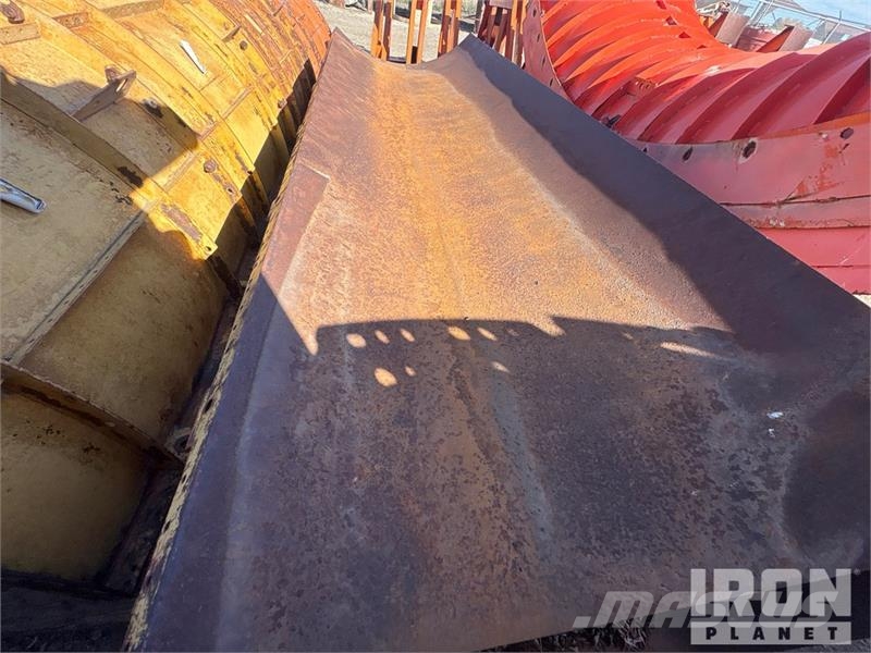 Quantity of (10) EFCO Column forms Concrete Forms Dodatna oprema za betonske radove