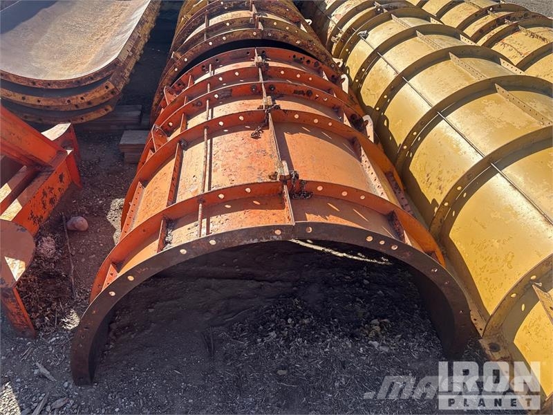 Quantity of (10) EFFCO Column Concrete Forms Zubehör