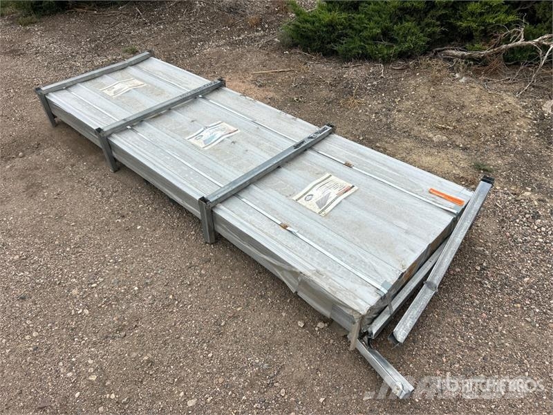  Quantity of 10 Ft. x 36 in. Corrugated Steel Panel Gradbeništvo - drugo