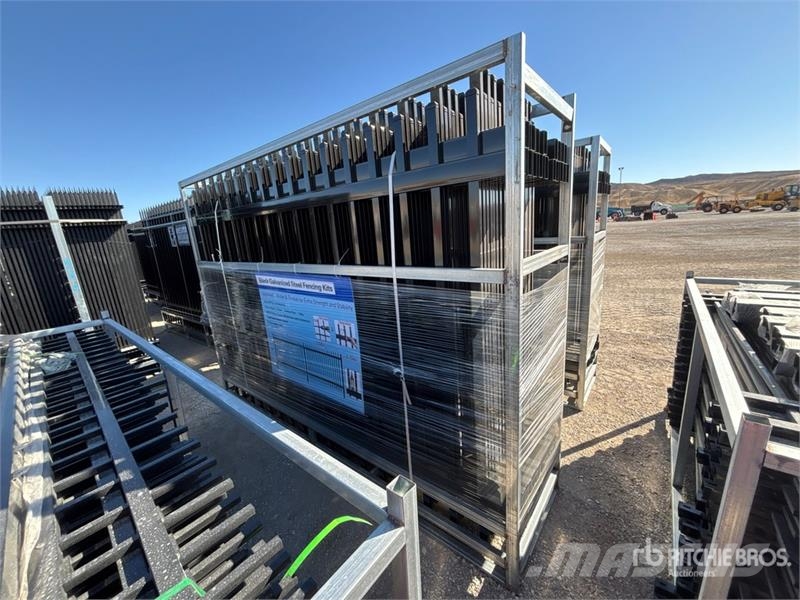 Quantity of 10 ft x 7 ft Galvanized Black Fencing Piirdeaia varustus