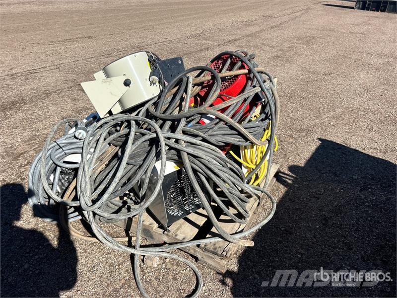 Quantity of (10) Space Heater Ogrevalna in odtajevalna oprema
