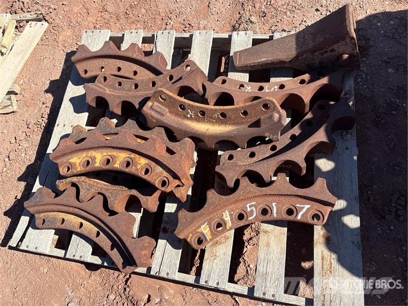  Quantity of (10) Sprocket Segments - Fits Cat D9R Autres accessoires
