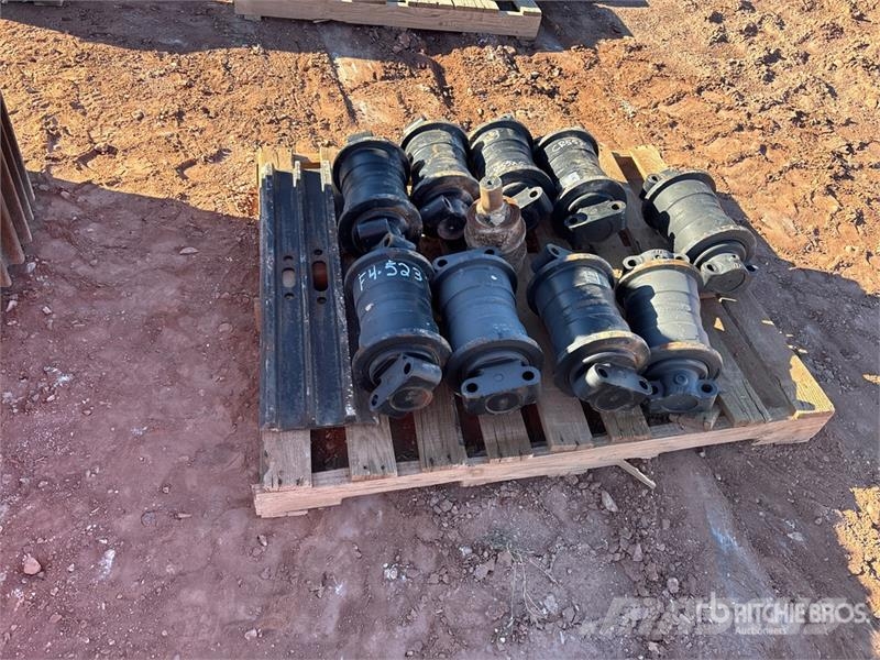 Quantity of (10) Track Rollers Autres accessoires
