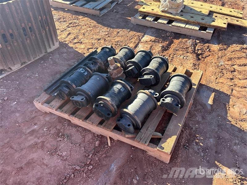 Quantity of (10) Track Rollers Autres accessoires