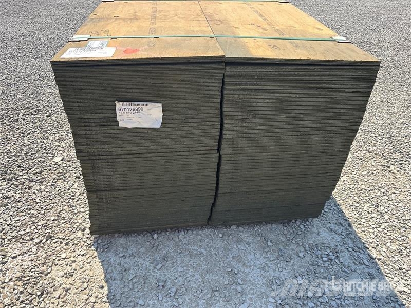 Quantity of (100) 3/4" 2x8 MDO G1S With Smooth Ove Other components