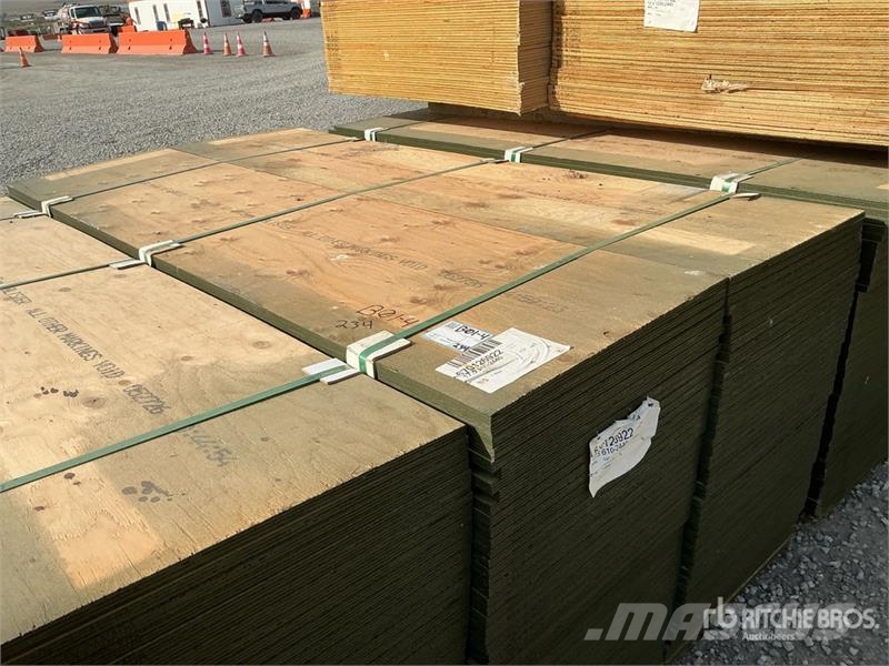 Quantity of (100) 3/4" 2x8 MDO G1S With Smooth Ove Other components