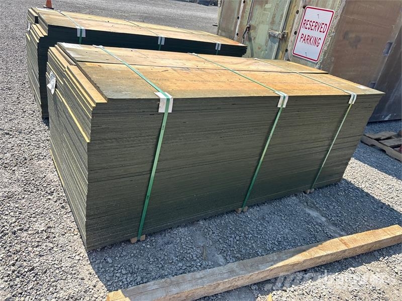 Quantity of (100) 3/4" 2x8 MDO G1S With Smooth Ove Other components