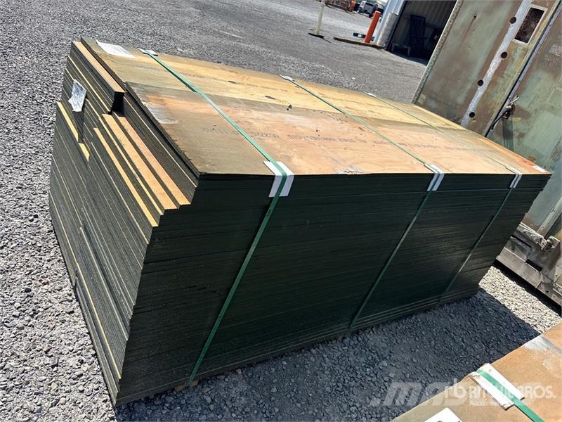 Quantity of (100) 3/4" 2x8 MDO G1S With Smooth Ove Other components
