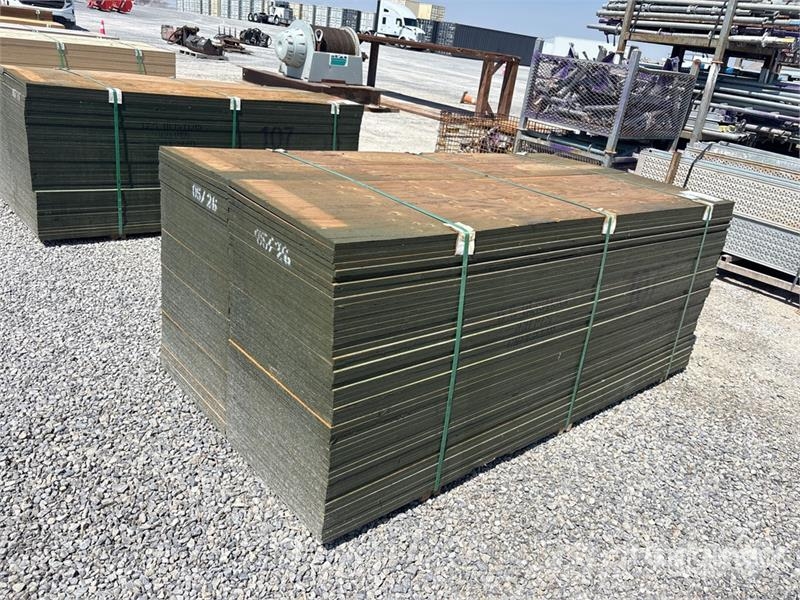 Quantity of (100) 3/4" 2x8 MDO G1S With Smooth Ove Other components