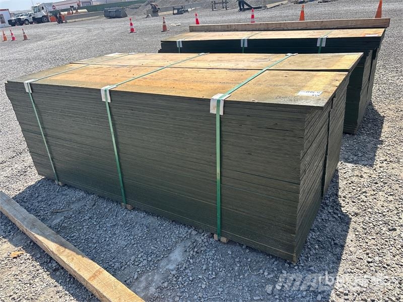 Quantity of (100) 3/4" 2x8 MDO G1S With Smooth Ove Other components