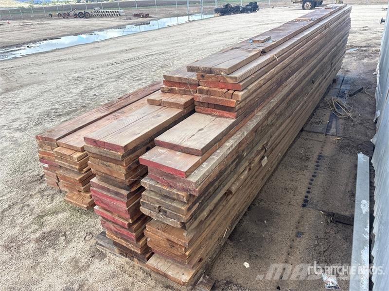 Quantity of 11 1/2 x 1 1/2 Lumber مكونات أخرى