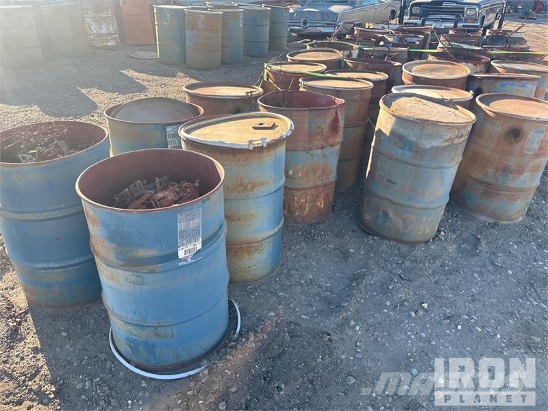  Quantity of (11) 11 barrels of-Gate cam lock backs المصاعد والرافعات المادية