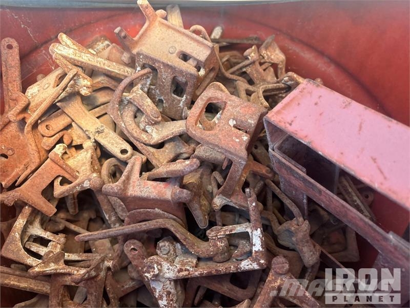 Quantity of (11) Barrels of-Gate Cam Lock Backs/St Подъемно-транспортное оборудование и грузовые лифты