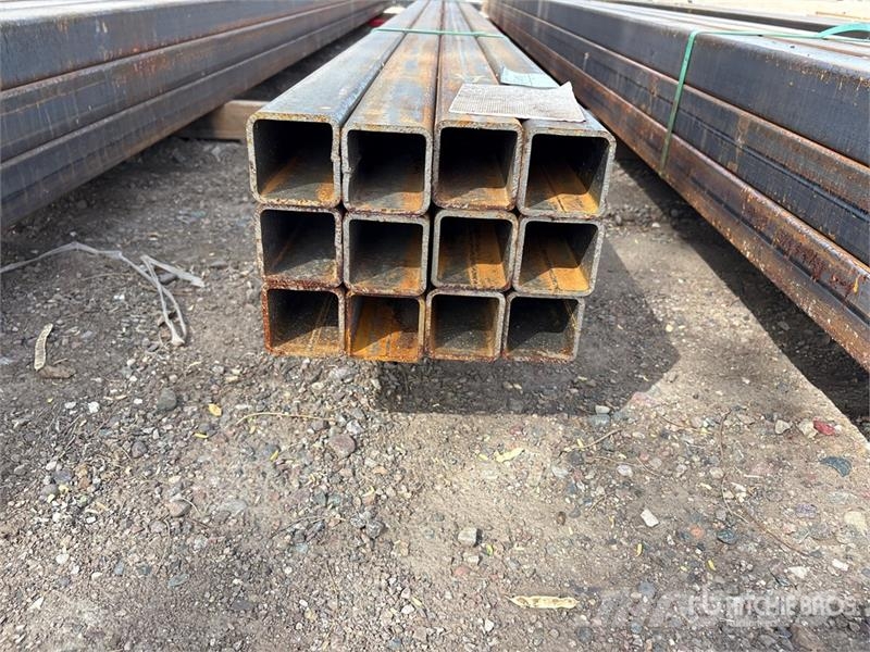  Quantity of (12)  Kit Containers Steel 2.5 in x 2. Sistemi za navodnjavanje