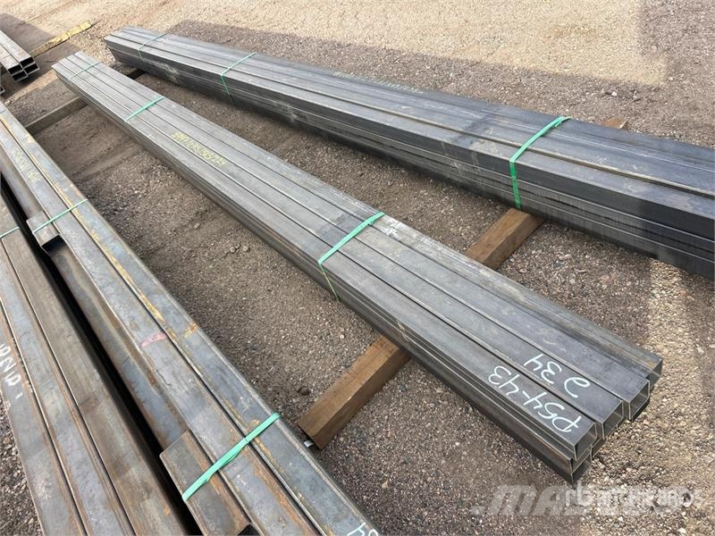 Quantity of (12) Kit Containers STEEL Pipe Zavlažovací systémy