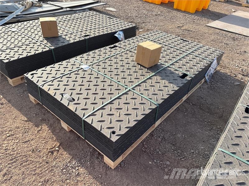 Quantity of (12) SKLP SK-LJB12 94 in x 47 in Poly Транспорт - Други