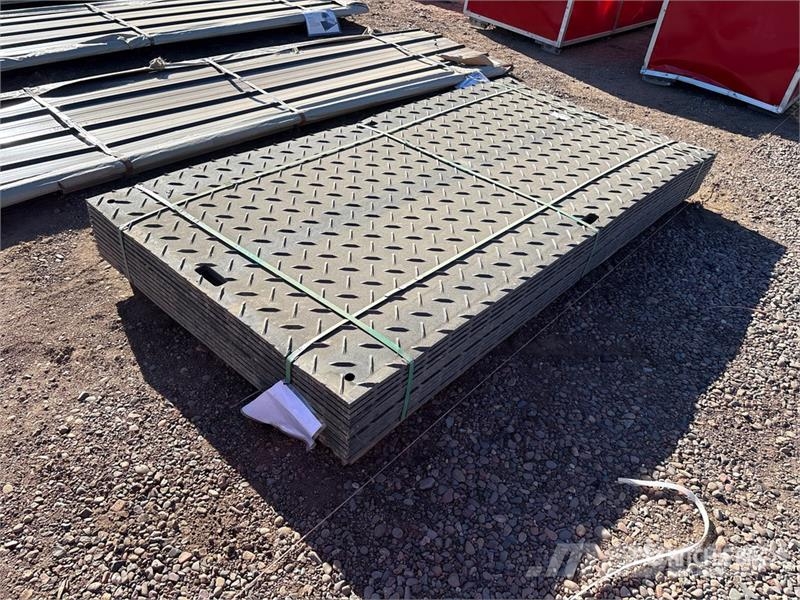 Quantity of (12) SKLP SK-LJB12 94 in x 47 in Poly Ostale kargo komponente