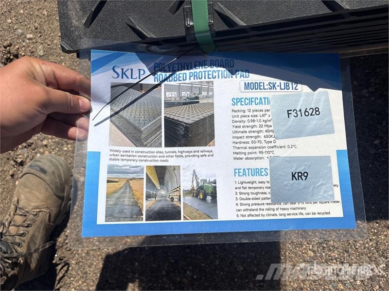 Quantity of (12) SKLP SK-LJB12 94 in x 47 in Road Ostale kargo komponente