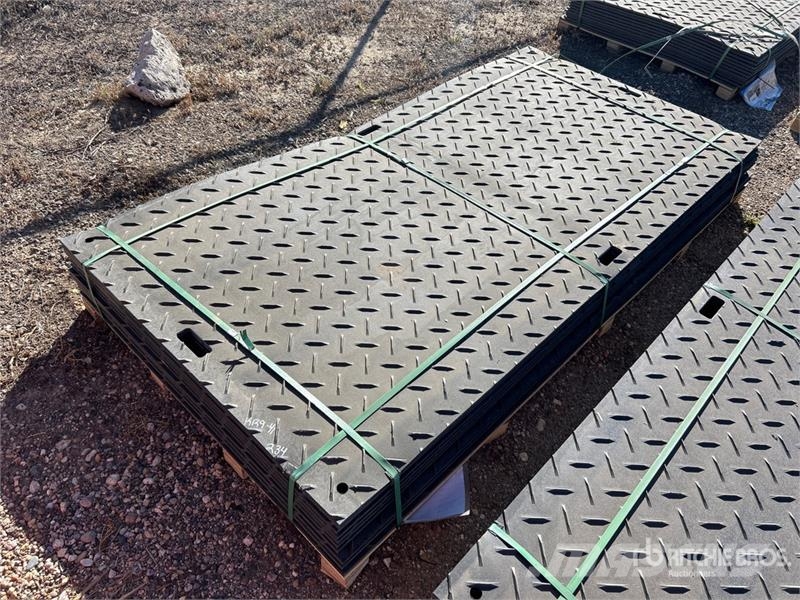  Quantity of (12)  SKLP SK-LJB12 8 Ft. x 4 Ft. Road Outros componentes