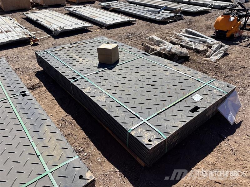 Quantity of (12) SKLP SK-LJB12 94 in x 47 in Poly Ostale kargo komponente