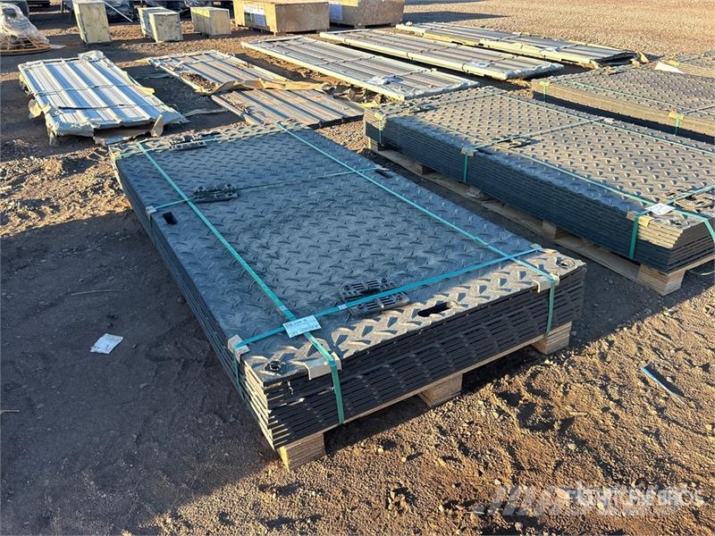  Quantity of (12)  SKLP SK-LJB12 94 in x 47 in Poly Коммерческий транспорт - Другие