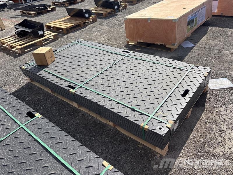 Quantity of (12) SKLP SK-LJB12 Ground Protection Accesorios y repuestos para equipos de perforación