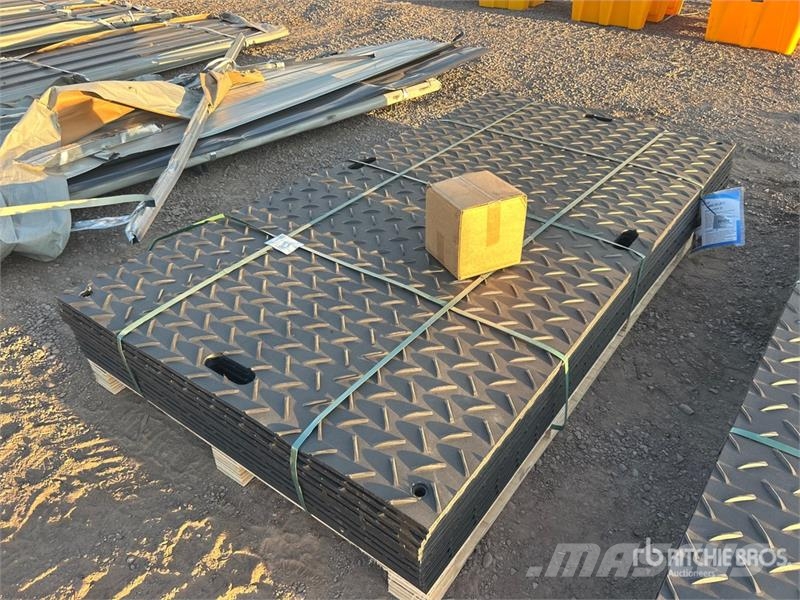  Quantity of (12)  SKLP SK-LJB12 94 in x 47 in Poly 운송 장비 - 기타