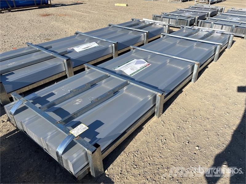 Quantity of (150) KJ K084 Galvalume Corrugated St 吊车起重机、绞车吊货机和物料升降机