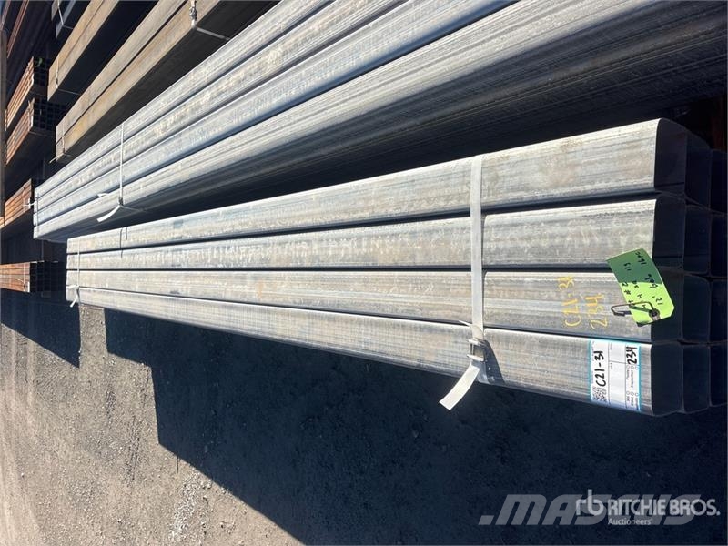  Quantity of (16) 144 in Galvanized Square Tubing ( Montacargas y elevadores de material