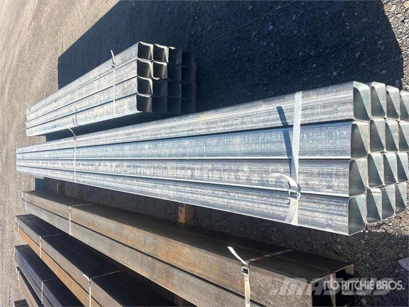  Quantity of (16) 234 in Galvanized Square Tubing ( Montacargas y elevadores de material