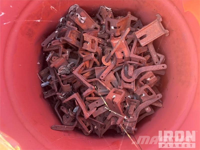 Quantity of (16) Barrels of-Gate Cam Lock Backs/St Dispozitive de ridicare / lifturi pentru diferite materiale