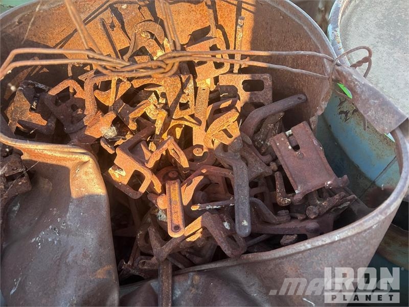 Quantity of (16) Barrels of-Gate Cam Lock Backs/St Dispozitive de ridicare / lifturi pentru diferite materiale