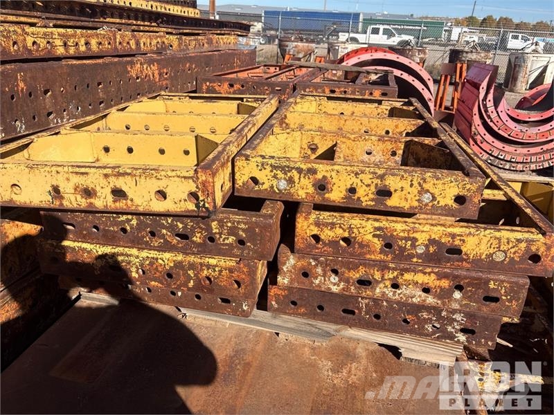Quantity of (16) EFFCO Concrete Forms Concrete accessories