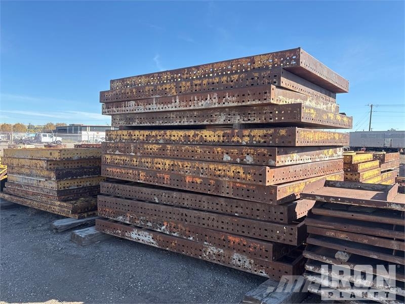 Quantity of (16) EFFCO Concrete Forms Concrete accessories