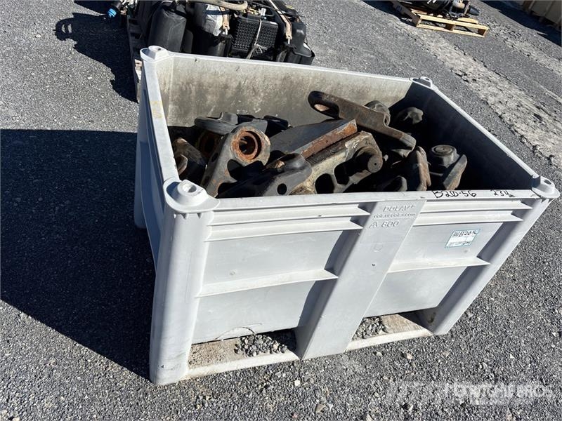  Quantity of 16 in Shackle Crane parts and equipment