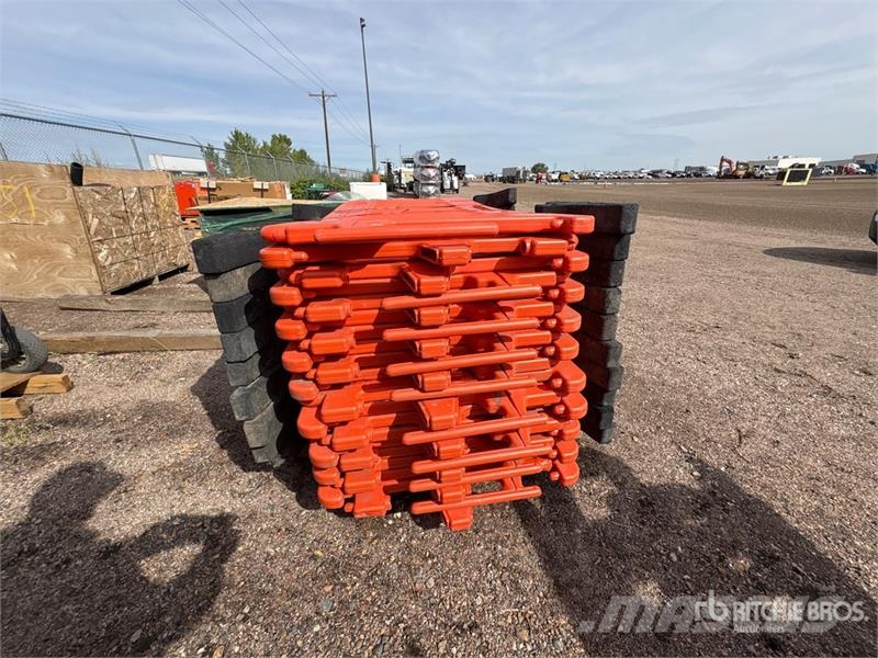 Quantity of (18) Barricade Construcción - Otros