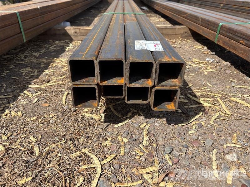  Quantity of (18)  Kit Containers Steel 2.5 in x 2. Sistemi za navodnjavanje