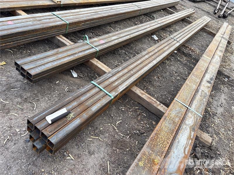  Quantity of (18)  Kit Containers Steel 2.5 in x 2. Sistemi za navodnjavanje