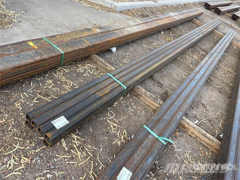  Quantity of (18)  Kit Containers Steel 2.5 in x 2. Sistemi za navodnjavanje