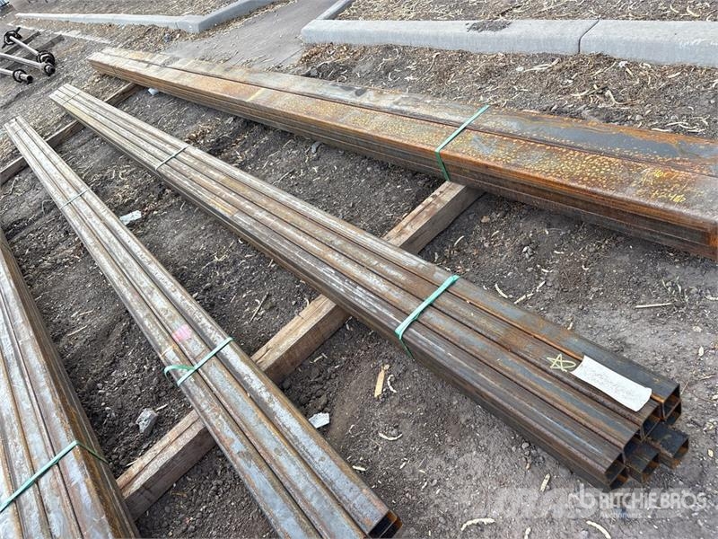  Quantity of (18)  Kit Containers Steel 2.5 in x 2. Sistemi za navodnjavanje