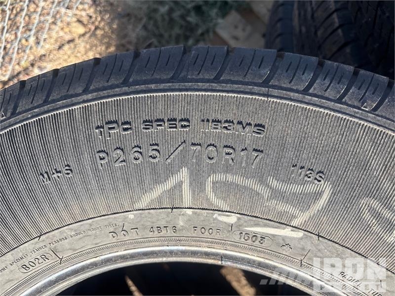  Quantity of (18) Tires Ruedas