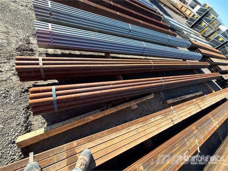  Quantity of (19) 2 7/8 od 300 in Pipe Vintsid, telfrid ja materjaliliftid