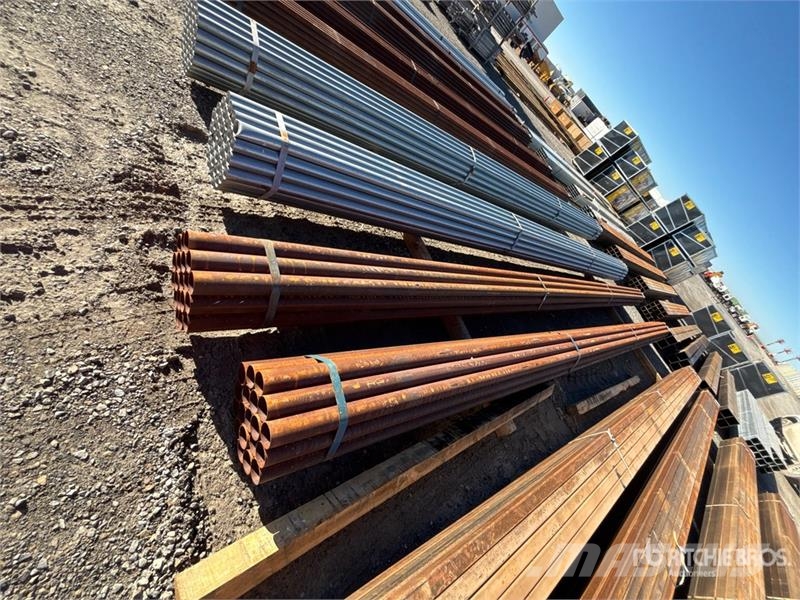  Quantity of (19) 2 7/8 od 300 in Pipe Vintsid, telfrid ja materjaliliftid