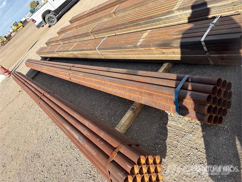 Quantity of (19) 2 7/8 OD 25 ft Steel Outros componentes